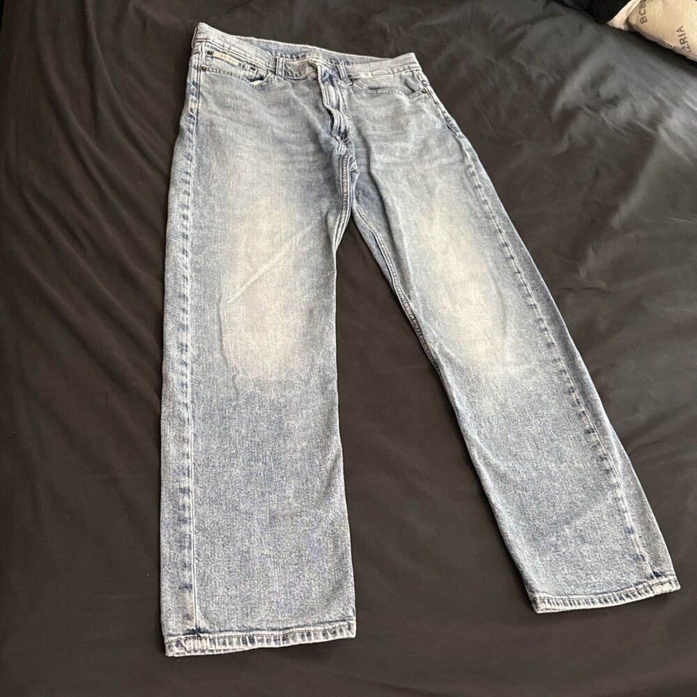 Calvin Klein Mens Light Blue Denim Jeans New 31 x 30 Blue Standard Straight Leg